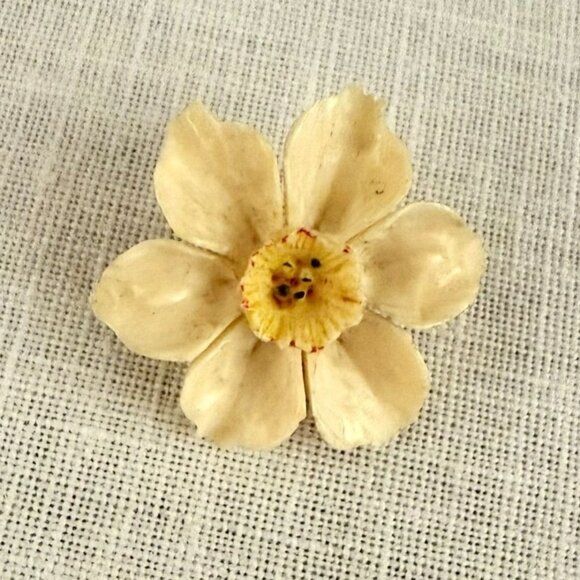 Handmade 3D Flower 1 inch Brooch Vintage Boho Fairycore Vintage Charm Floral - Picture 1 of 11